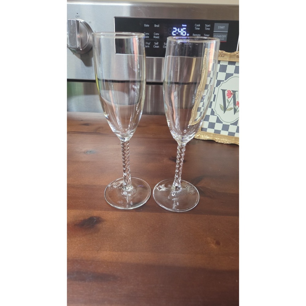 CLEAR TWISTED STEM CHAMPAGNE FLUTES set of 2